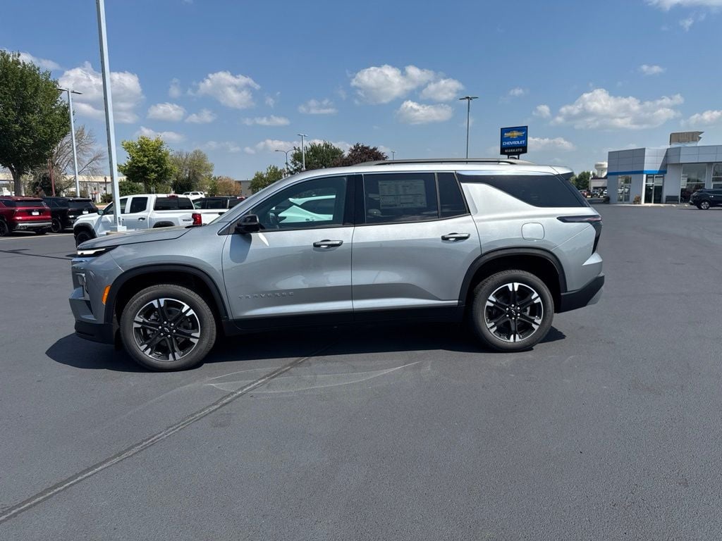New 2027 Chevrolet Traverse LT SUV