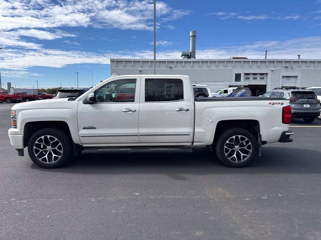 Used 2015 Chevrolet Silverado 1500 High Country with VIN 3GCUKTECXFG339899 for sale in Mankato, Minnesota