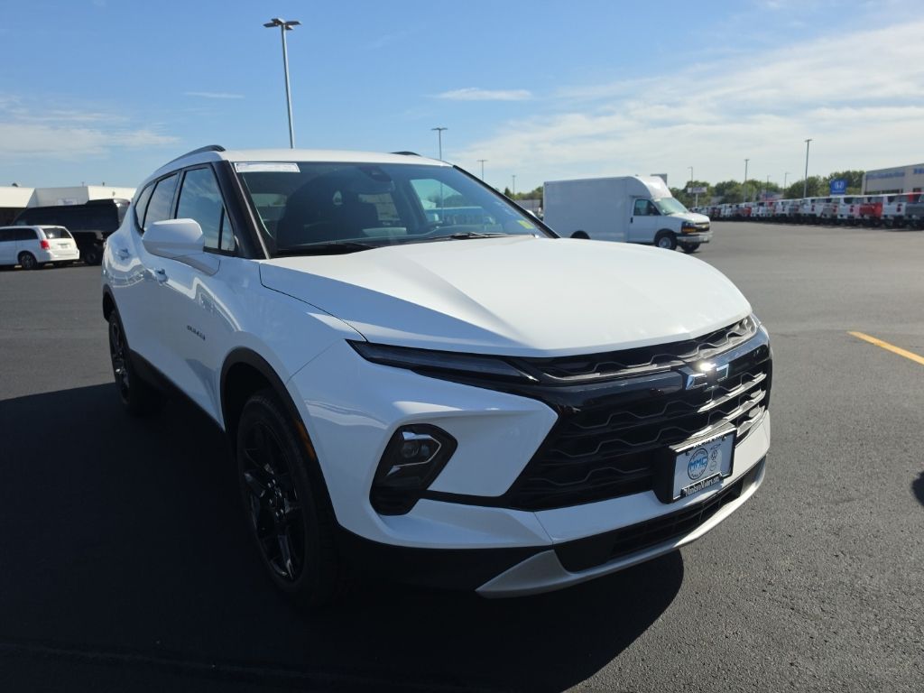 New 2026 Chevrolet Blazer LT SUV