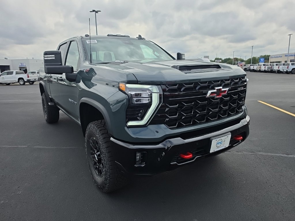New 2026 Chevrolet Silverado 2500HD ZR2 Truck Crew Cab