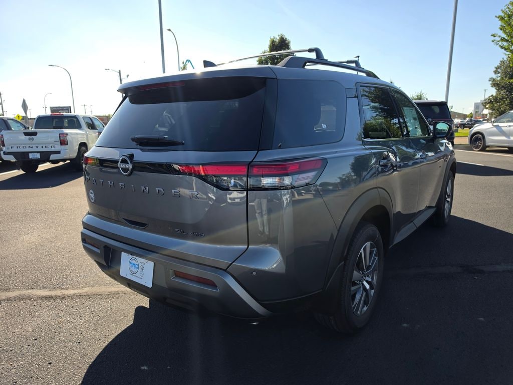New 2026 Nissan Pathfinder SL SUV