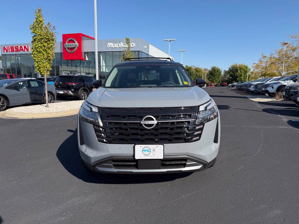 New 2026 Nissan Pathfinder Platinum SUV
