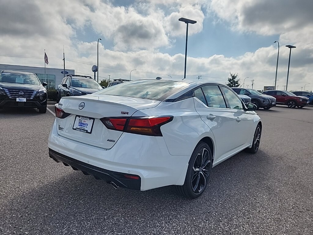Used 2025 Nissan Altima 2.5 SR Sedan