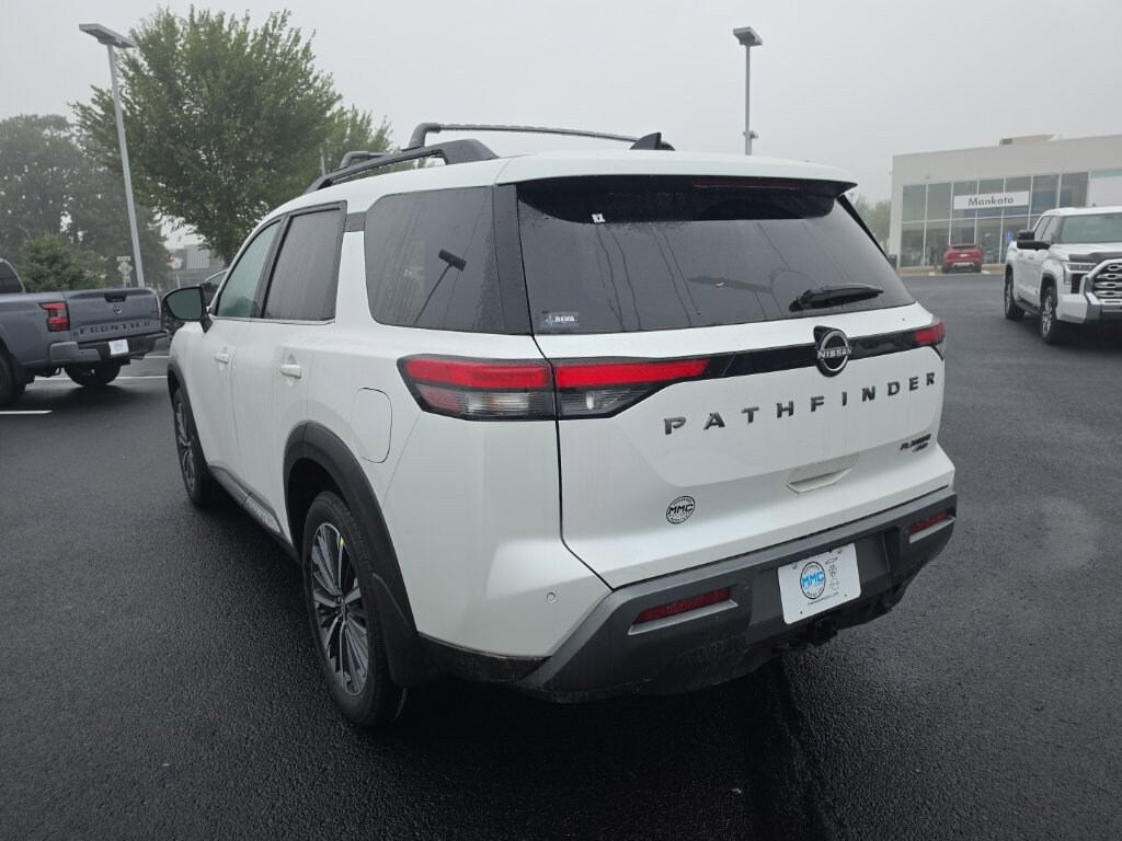 New 2026 Nissan Pathfinder Platinum SUV