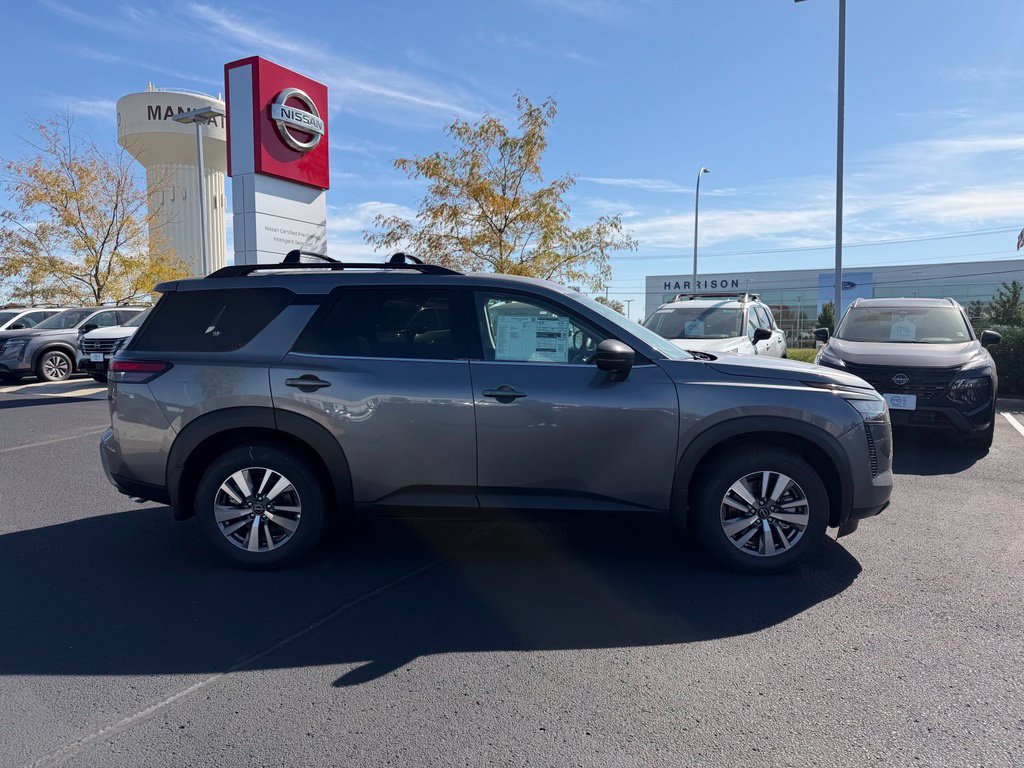 New 2026 Nissan Pathfinder SL SUV