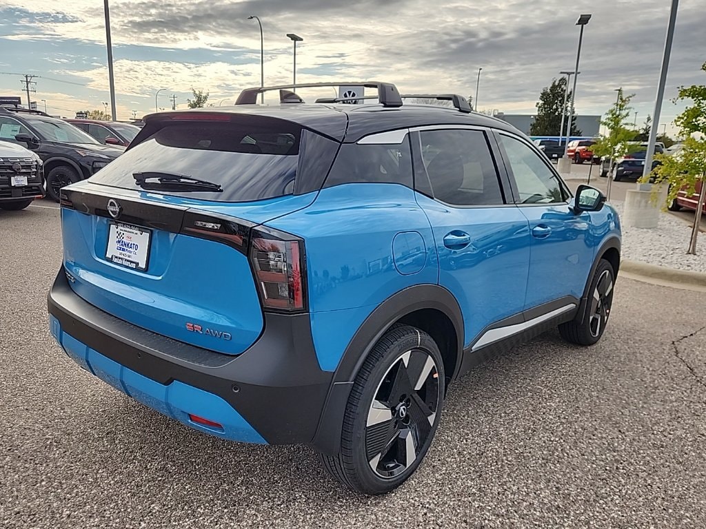 Used 2026 Nissan Kicks SR SUV