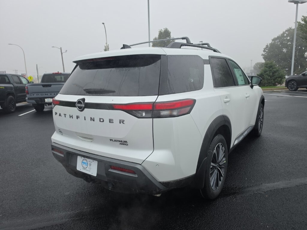 New 2026 Nissan Pathfinder Platinum SUV