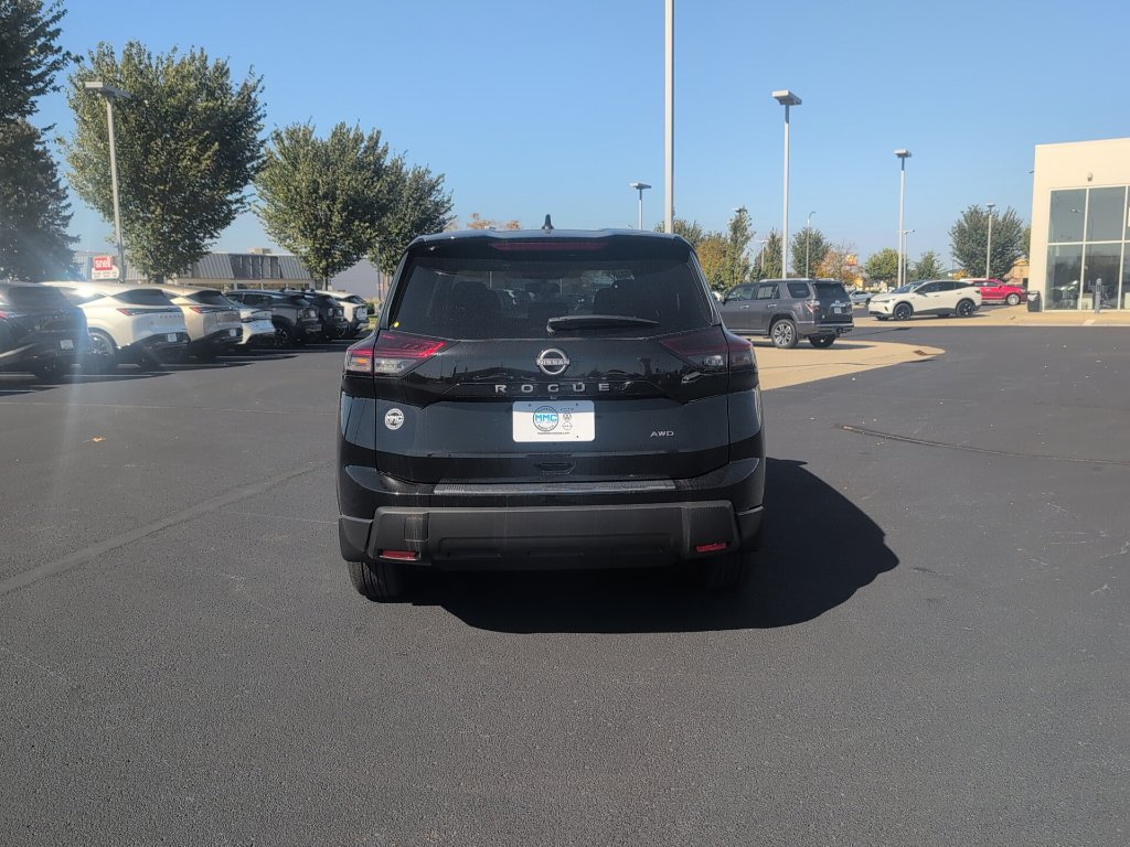 New 2026 Nissan Rogue SV SUV