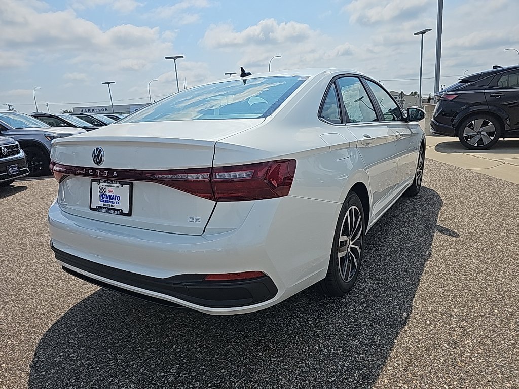 Used 2025 Volkswagen Jetta 1.5T SE Sedan