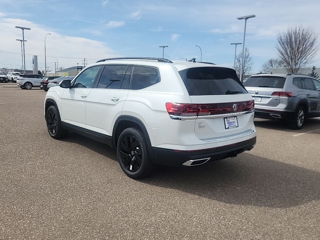 New 2026 Volkswagen Atlas SE w/Technology SUV