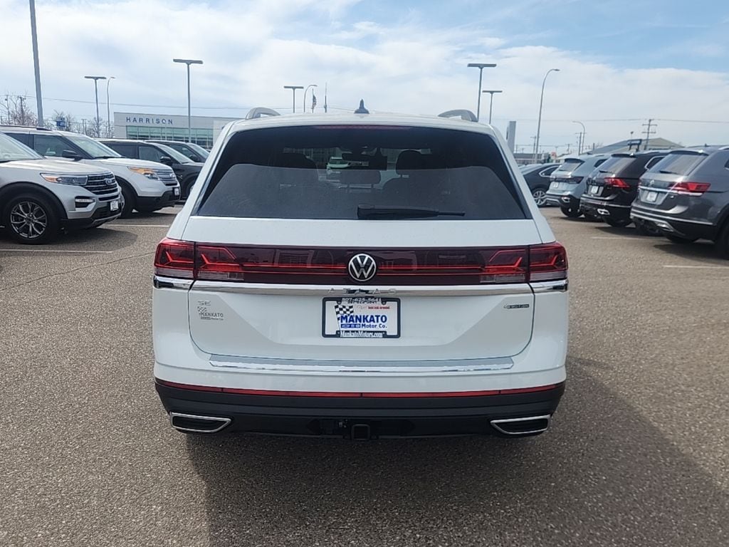 New 2026 Volkswagen Atlas SE w/Technology SUV