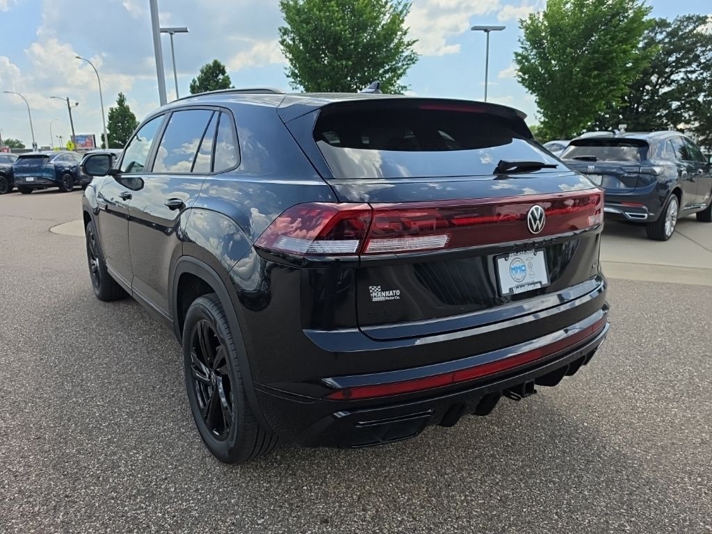 New 2026 Volkswagen Atlas Cross Sport SEL R-Line Black SUV