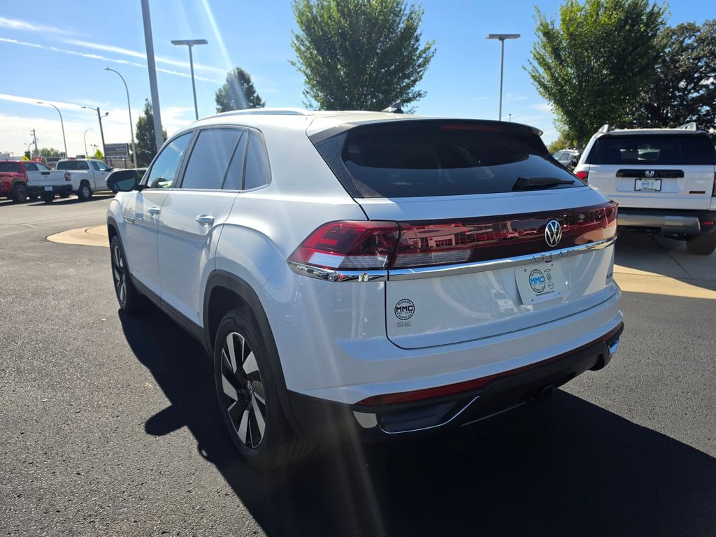 New 2026 Volkswagen Atlas Cross Sport SE w/Technology SUV
