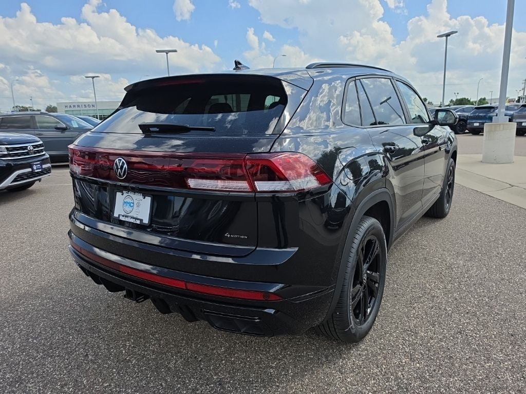 New 2026 Volkswagen Atlas Cross Sport SEL R-Line Black SUV