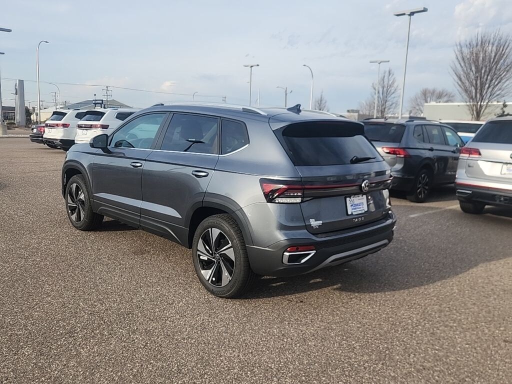 New 2026 Volkswagen Taos 1.5T SE SUV