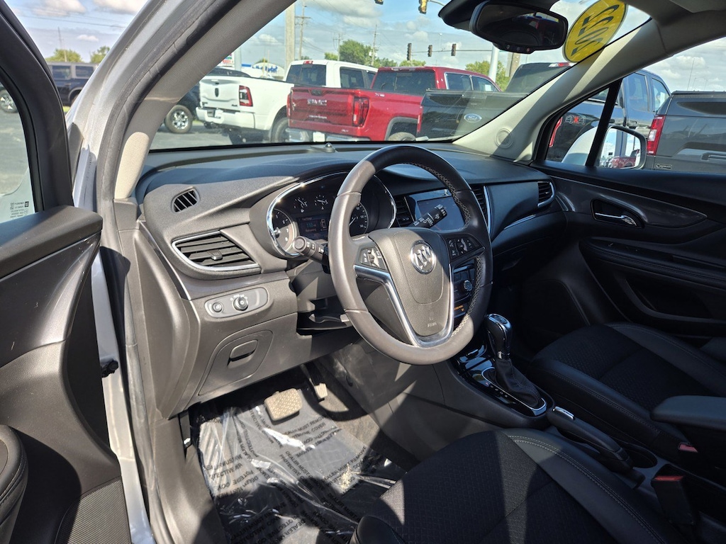 Used 2022 Buick Encore Preferred SUV