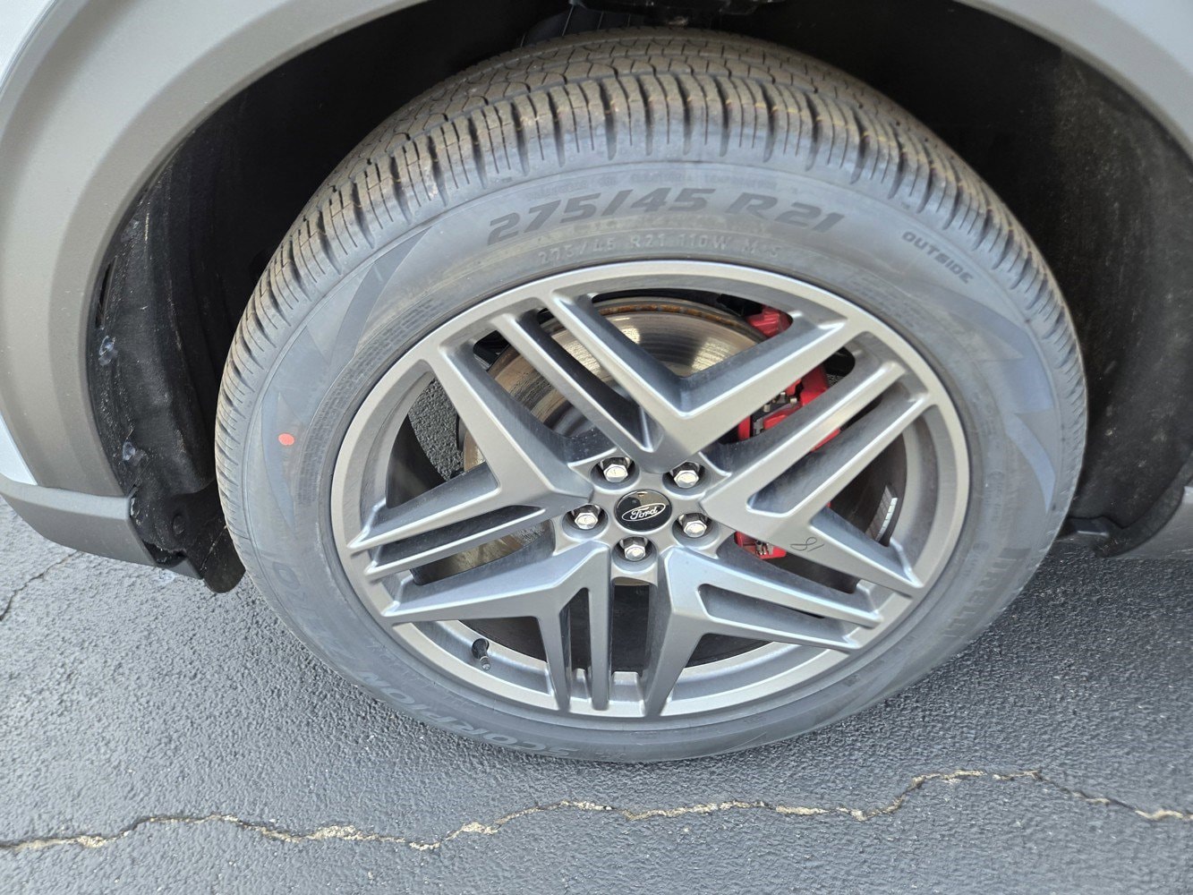 2026 Ford Explorer ST - Photo 33