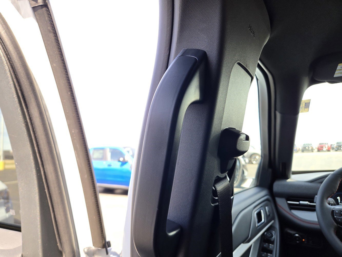 2026 Ford Explorer ST - Photo 22