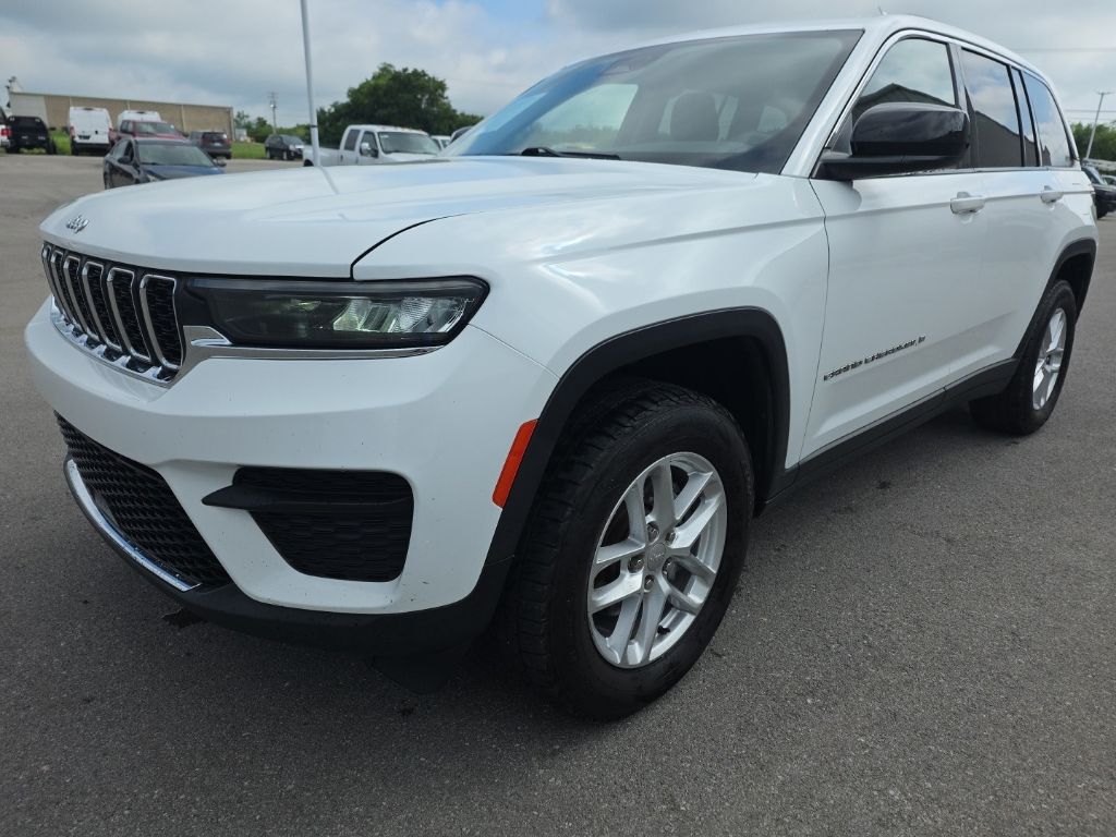 2022 Jeep Grand Cherokee Laredo