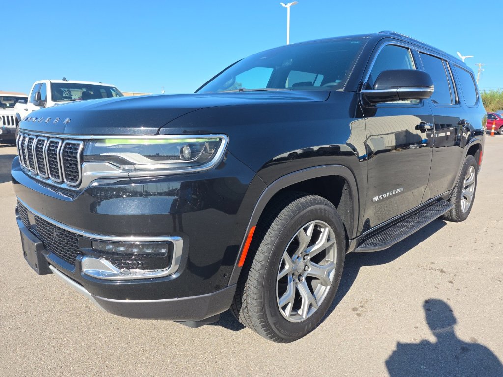 2022 Jeep Wagoneer