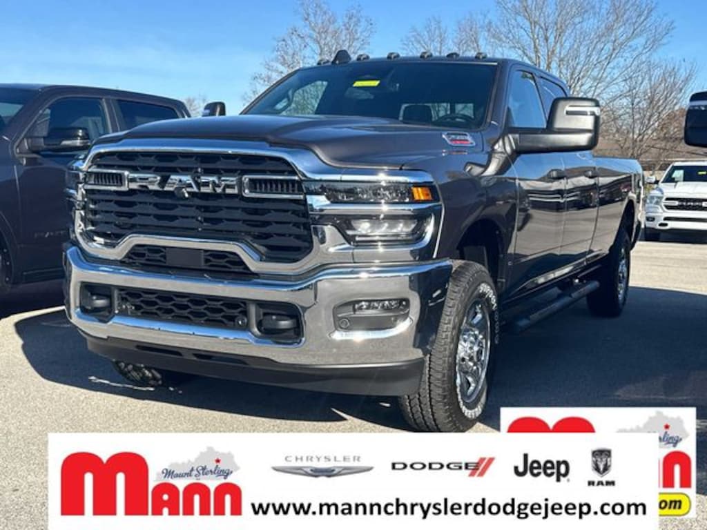 New 2026 Ram 2500 TRADESMAN CREW CAB 4X4 8' BOX Pickup
