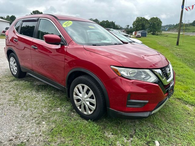 Used 2017 Nissan Rogue S with VIN 5N1AT2MT8HC738808 for sale in Mount Sterling, KY