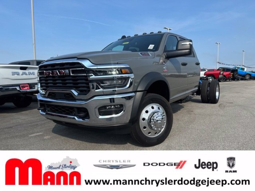 New 2026 Ram 4500 Chassis Cab TRADESMAN CREW 4X4 60' CA Pickup