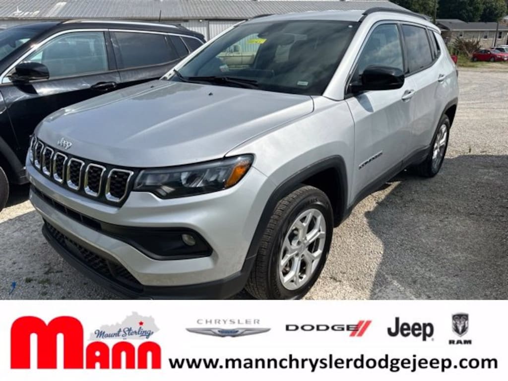 Used 2024 Jeep Compass Latitude SUV