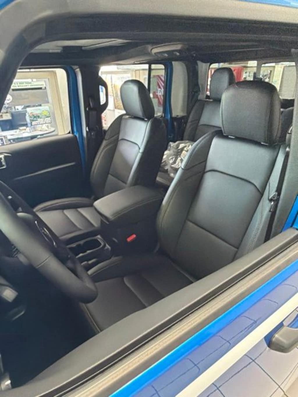 New 2026 Jeep Gladiator SAHARA 4X4 Pickup