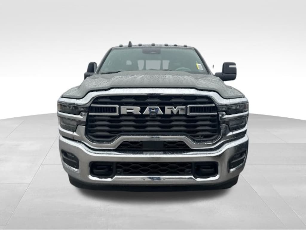 New 2026 Ram 3500 Chassis Cab BIG HORN CREW 4X4 60' CA Pickup