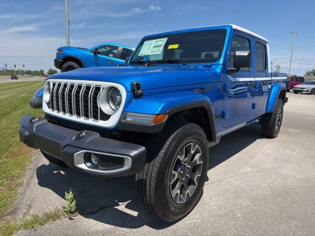 New 2026 Jeep Gladiator SAHARA 4X4 Pickup