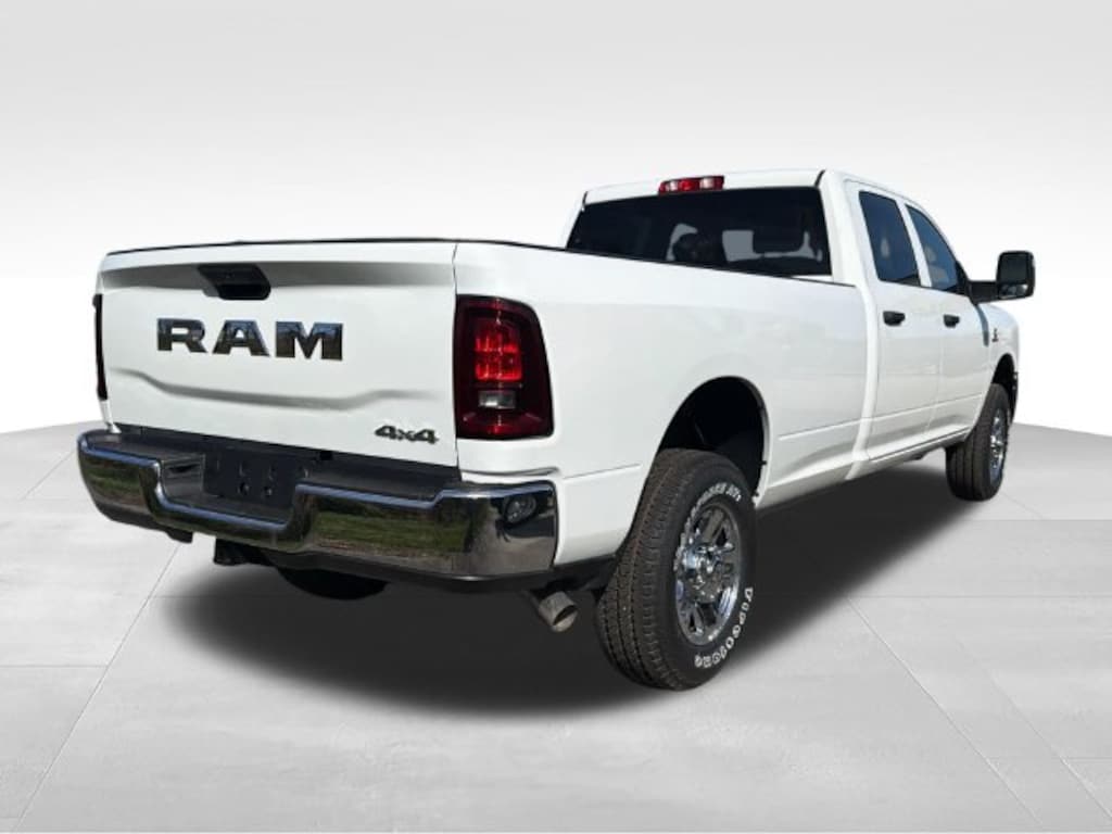New 2026 Ram 2500 TRADESMAN CREW CAB 4X4 8' BOX Pickup
