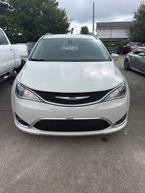 Used 2017 Chrysler Pacifica Touring-L Plus with VIN 2C4RC1EG1HR660334 for sale in Mount Sterling, KY