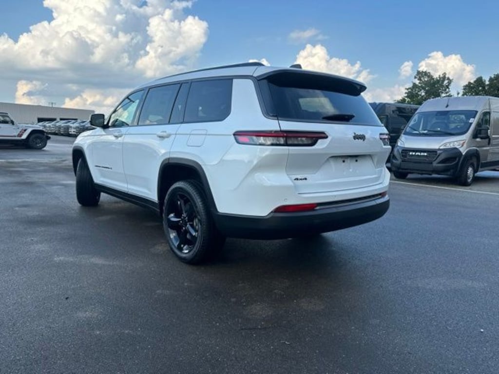 New 2026 Jeep Grand Cherokee L LIMITED 4X4 Sport Utility