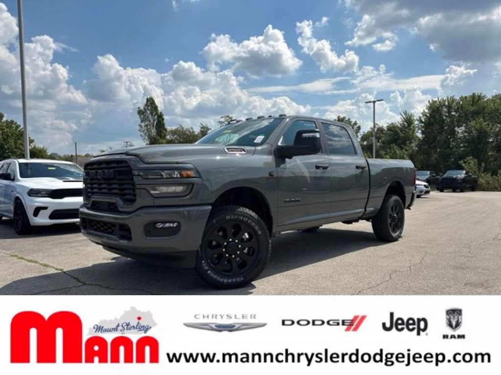 New 2026 Ram 2500 BIG HORN CREW CAB 4X4 6'4 BOX Pickup