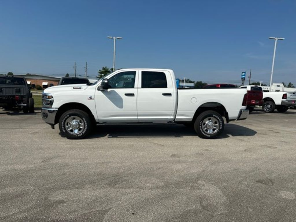 New 2026 Ram 2500 TRADESMAN CREW CAB 4X4 6'4 BOX Pickup