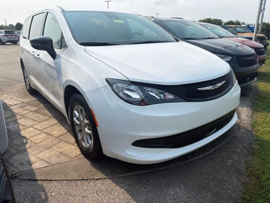 New 2027 Chrysler Pacifica LX Passenger Van