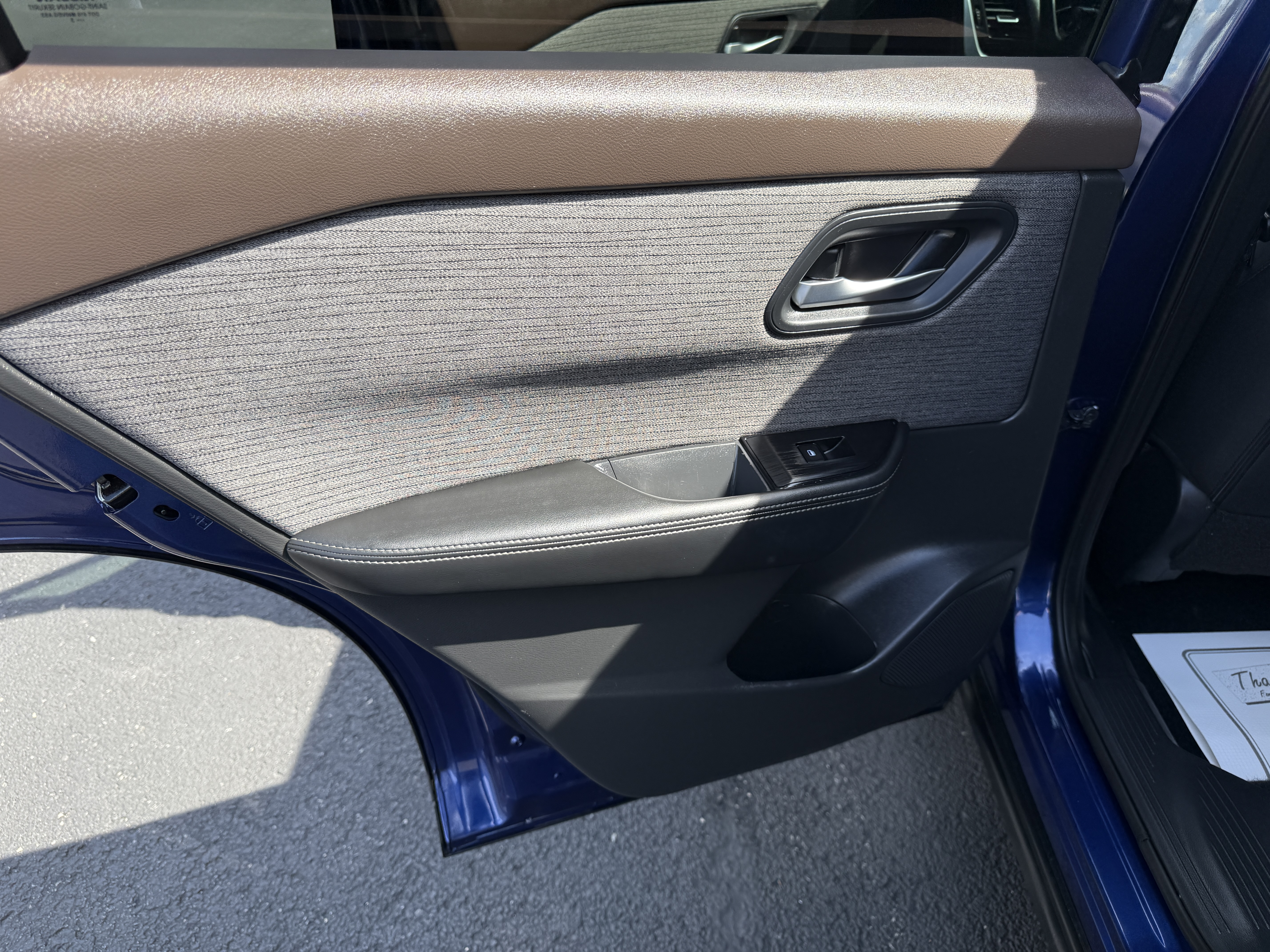 2023 Nissan Rogue SV - Photo 9