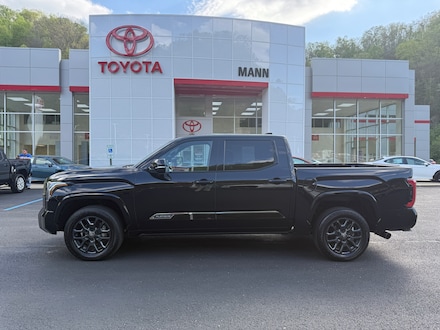 2025 Toyota Tundra Crewmax Platinum Truck