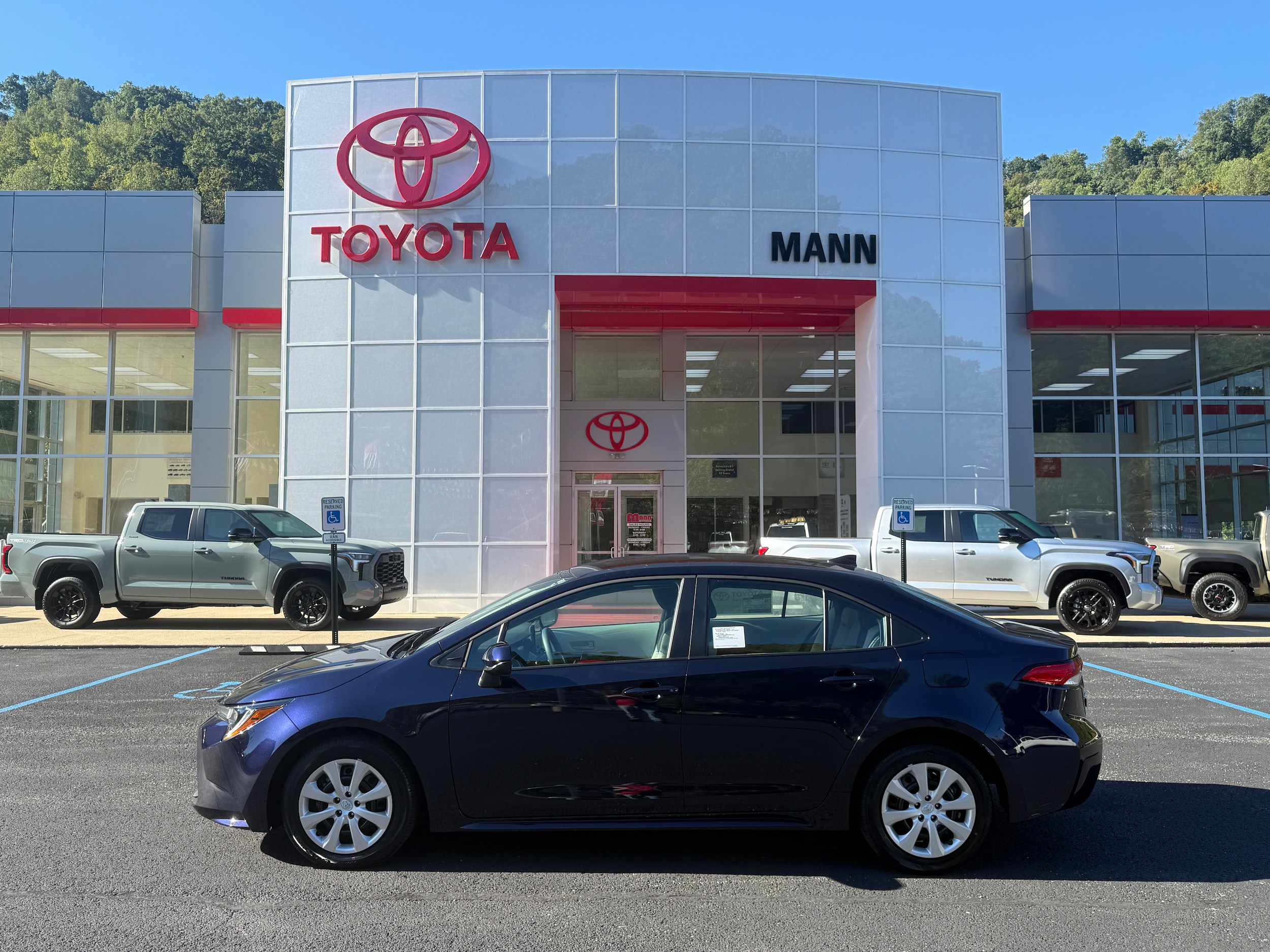 2027 Toyota Corolla LE