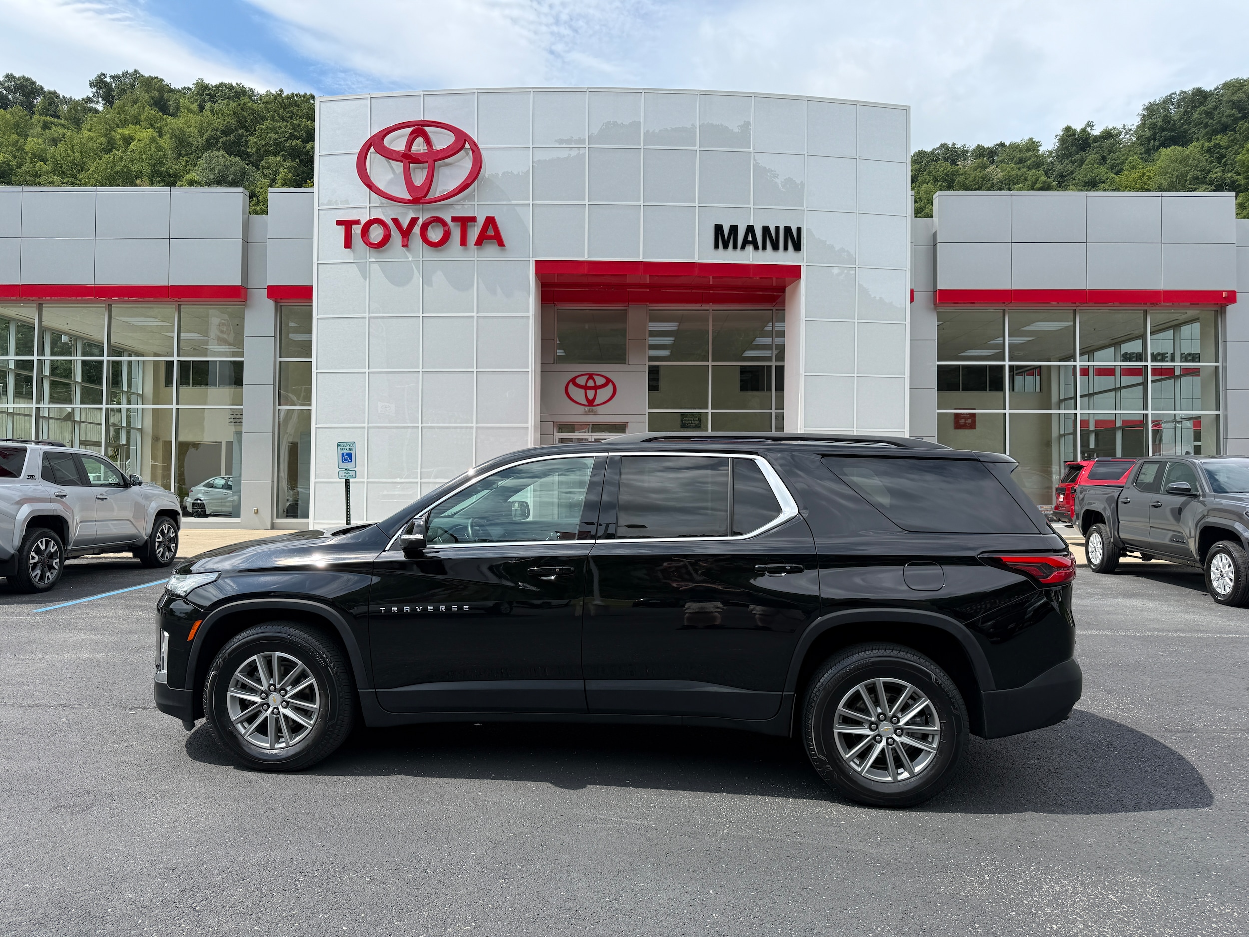 2023 Chevrolet Traverse 1LT