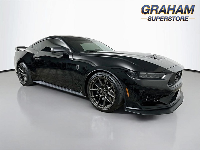 2025 Ford Mustang Sporty Car 