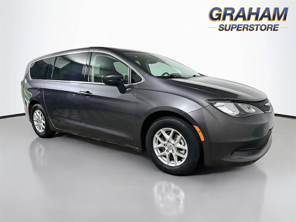 Used 2023 Chrysler Voyager LX Minivan