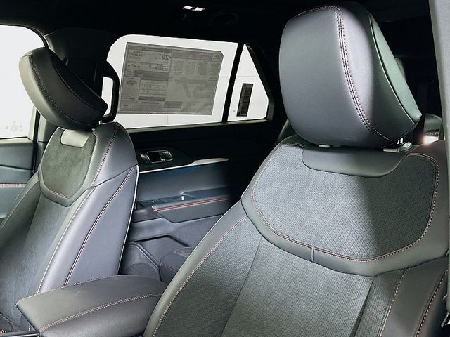 2026 Ford Explorer ST - Photo 11