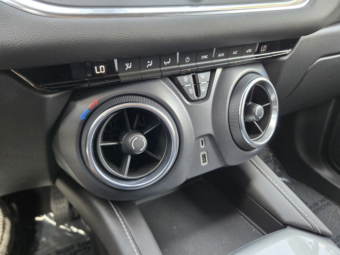 2023 Chevrolet Blazer 2LT - Photo 10