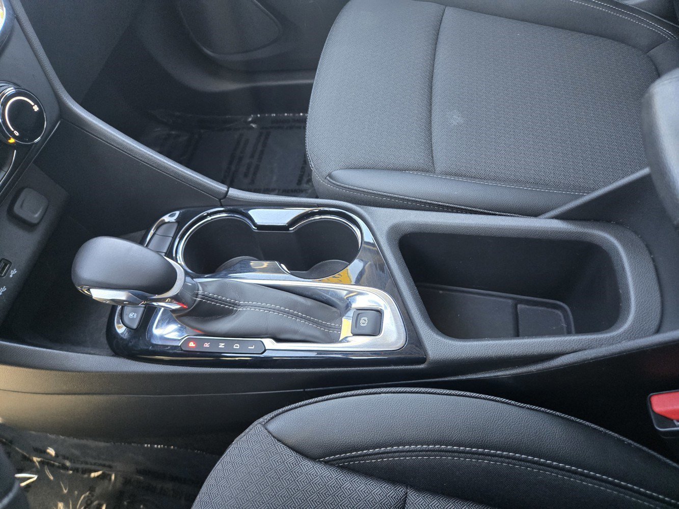 2025 Buick Encore GX Preferred - Photo 12