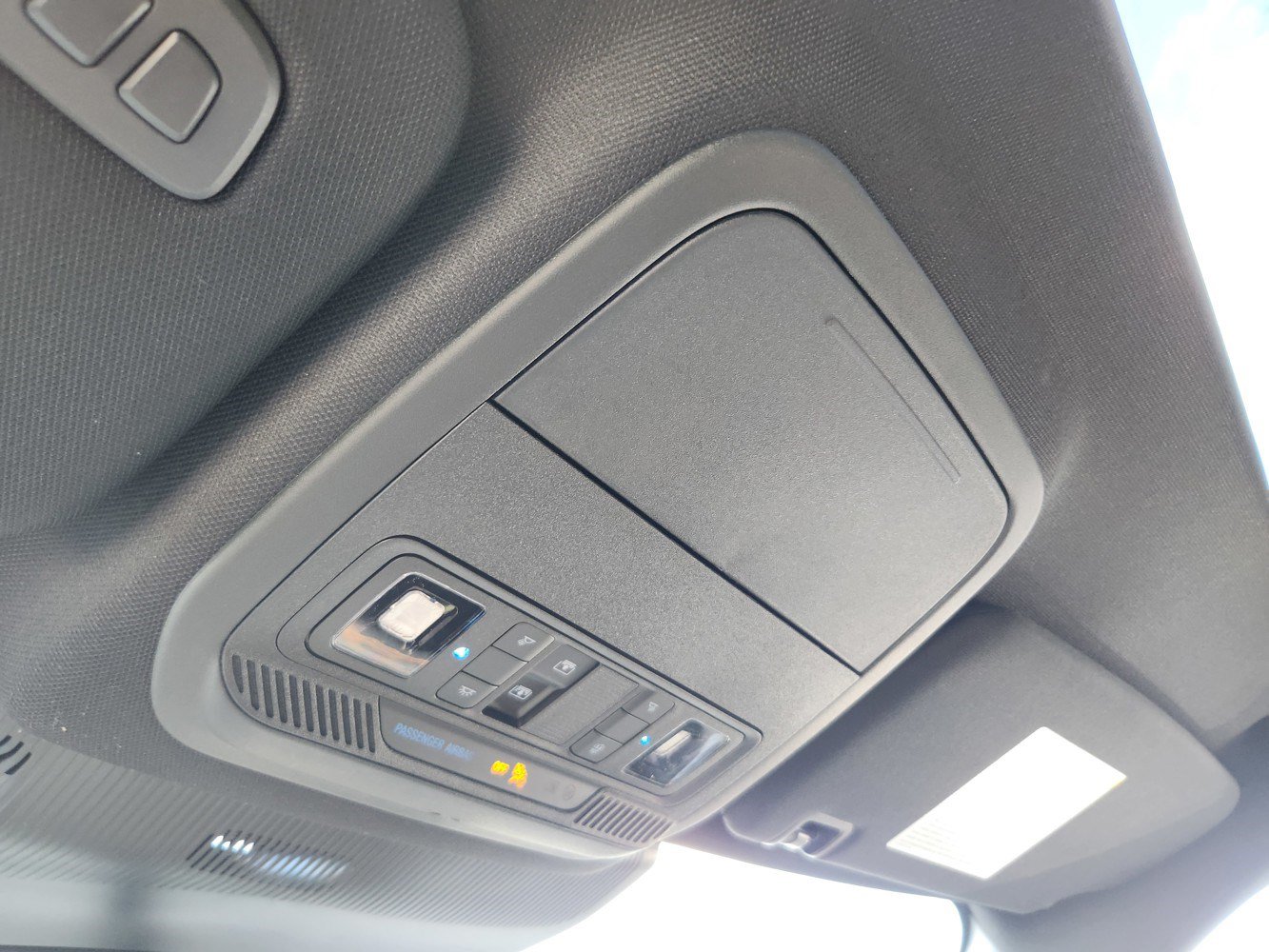 2026 Ford Explorer Tremor - Photo 13