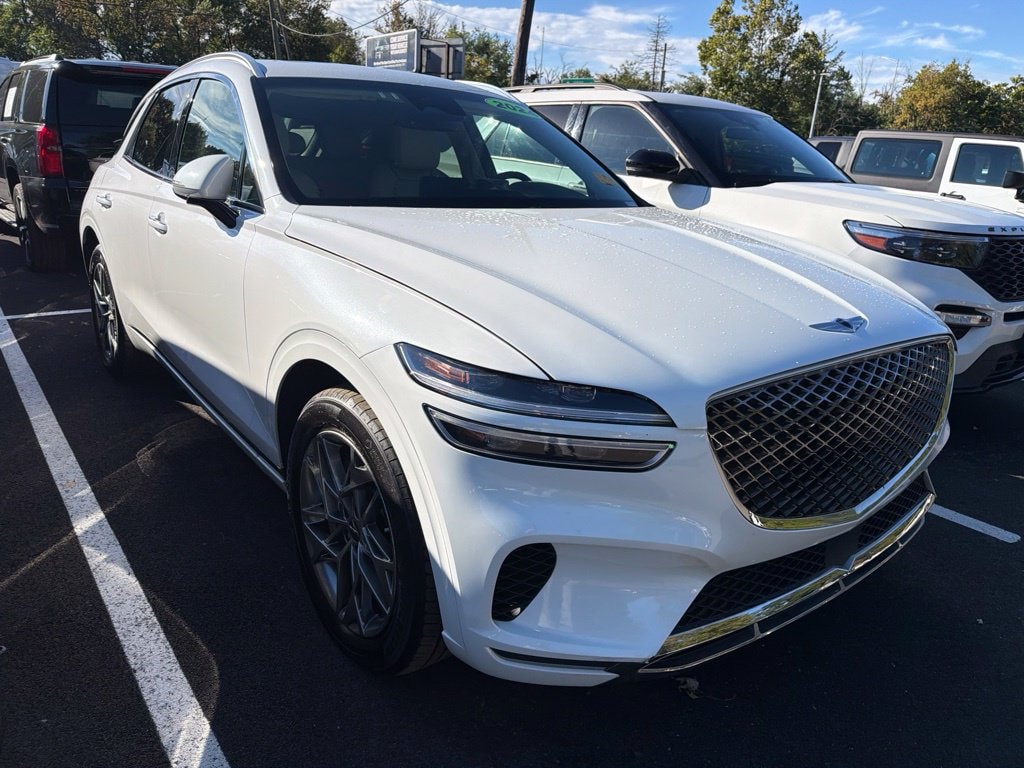 2024 GENESIS GV70 Standard