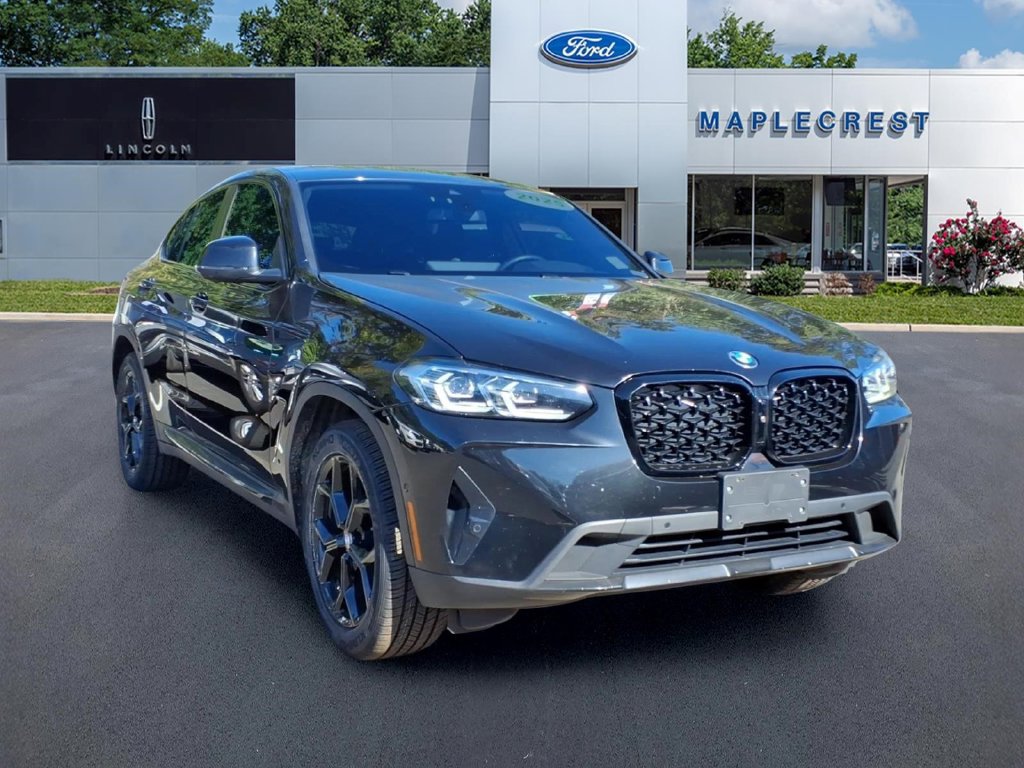 2025 BMW X4