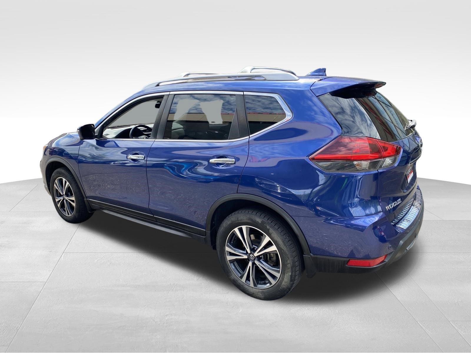 2020 Nissan Rogue SV - Photo 6